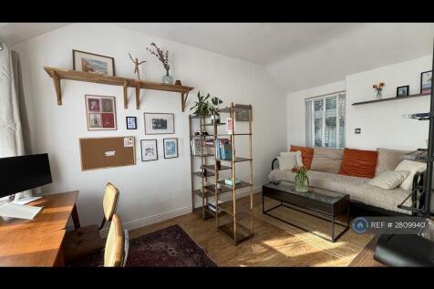Bedroom Downstairs / Office