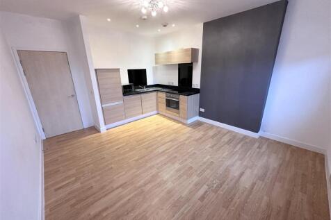 Available from 8th July! - Lets Live present this well-appointed one bedroom apartment, set within the sought-after Brolly Works development in central Digbeth. Positioned on the ground floor and offe