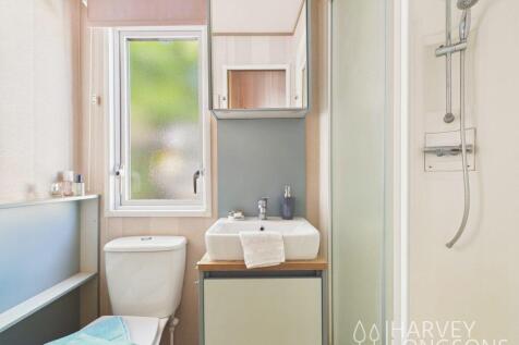 Abi Summerhouse Shower Room