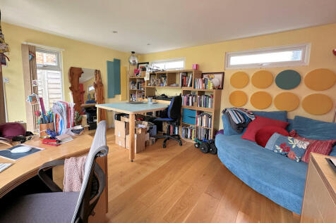 Cabin/Office