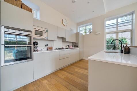 Open Plan Kitchen/Living Room