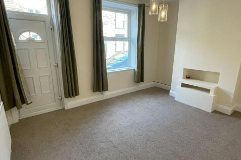 Ashfield Terrace, Thorpe, WF3 photo 3