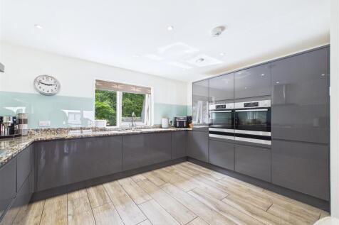 Open Plan Living / Dining / Kitchen
