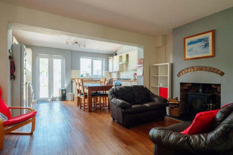 Kitchen / Dining / Family Room