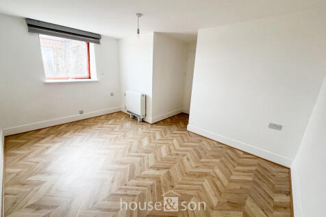 Latimer Court, Latimer Road photo 4