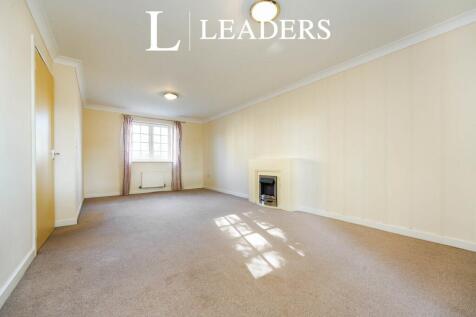 3 - alt living room