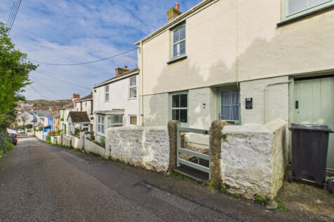3 Bedroom Mid Terraced House for Sale