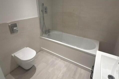 135333900_Bathroom_6