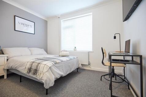 Naismith Road 20.jpg