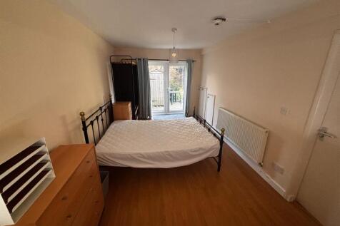 Northdown Road, Hatfield photo 4