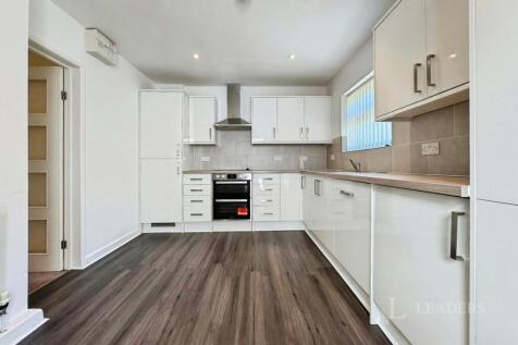 Overbury Road, Hellesdon, Norwich, NR6 photo 3