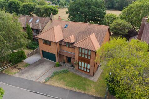 75 Frenchay Close_DRONE-2.jpg