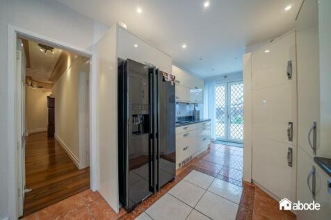 13 Sunningdale (24 of 30).jpg