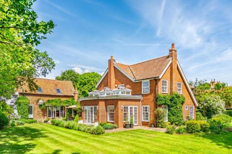 Welcome To Garden House