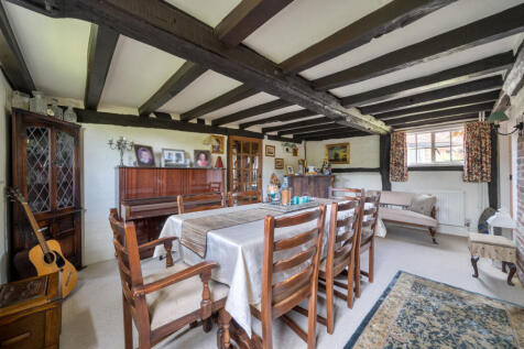 1353944-7-68c9ad4...