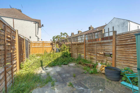 8384788-exterior03-800.jpg