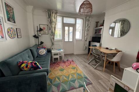17 Caxton Gardens...