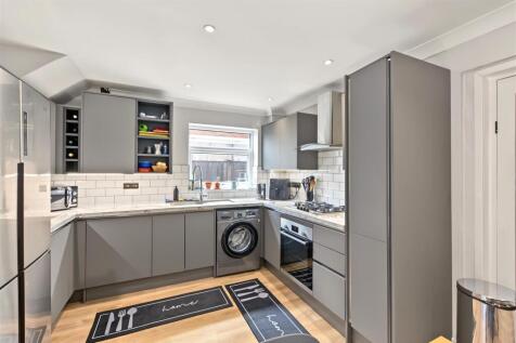Kitchen_6.jpeg