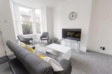 3-bed house on Charlotte Road, Highfield, Sheffield, £490/mo