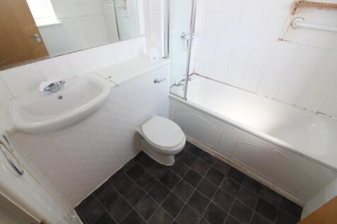Bathroom T202608141319.jpg