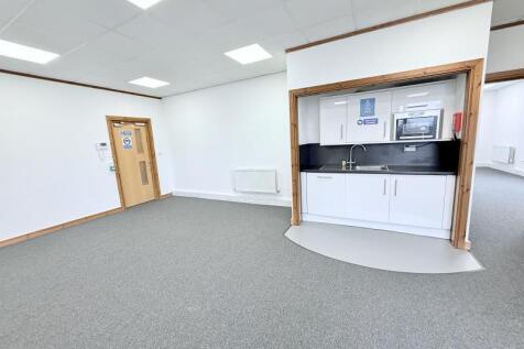 Office to rent Image 3
