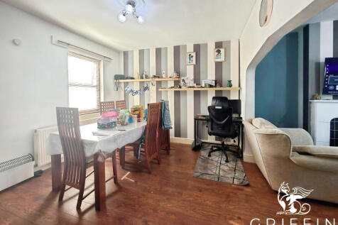 Dell Road, Grays, RM17 photo 4