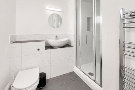 Bathroom - Angle ...
