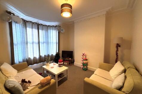 Priory Road photo 3