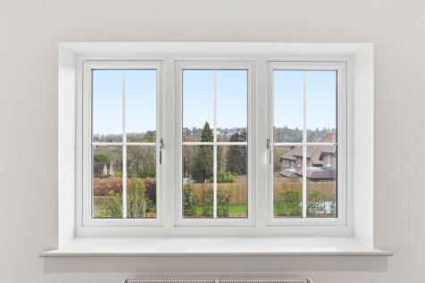 1578342896 - 5 Amberwood Grove -37.jpg