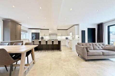 Kitchen/Diner/Family Room