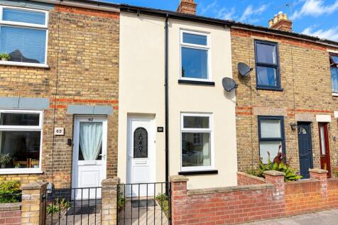Refurbished 2 Bed House FOR RENT