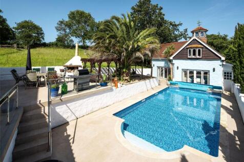 Pool House