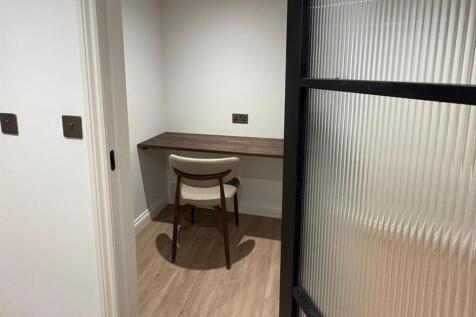 Office to rent Image 12