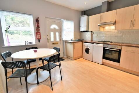 4 BED STUDENT HOUSE SHARE - CROOKES photo 3