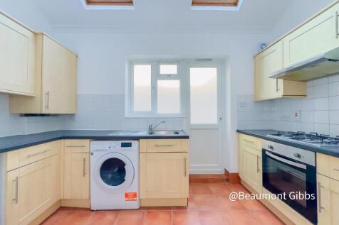 Vicarage Park, Greenwich, Plumstead, London, SE18 7SX photo 4