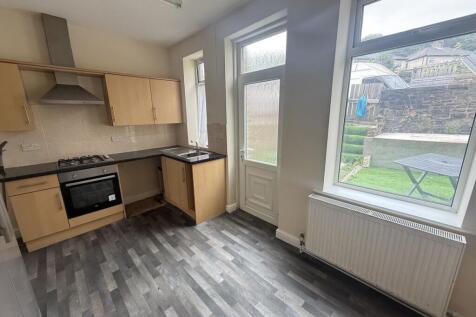 6 Ruskin Terrace,Halifax,HX3 5DU photo 3