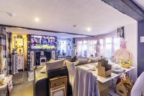 Basement flat lounge