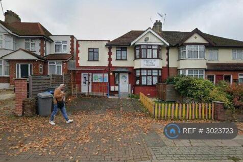 3 Bed Flat