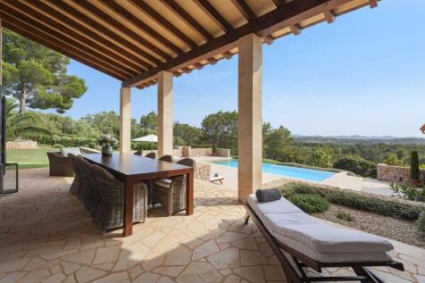 Covered Terrace
