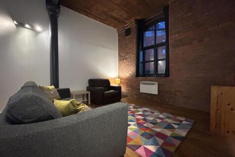Livingroom (2).jpeg