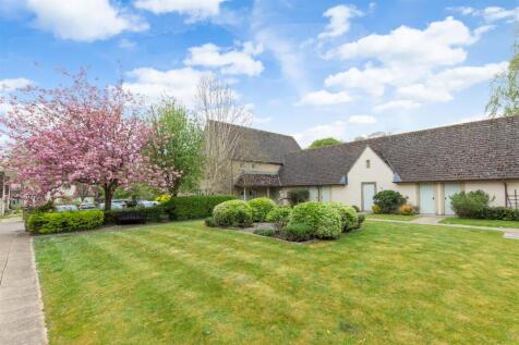 Outside - Communal Gardens 1.jpg