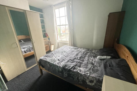 Flat 6, 5 Stanley Terrace