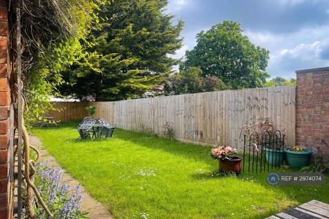 Shared Back Garden