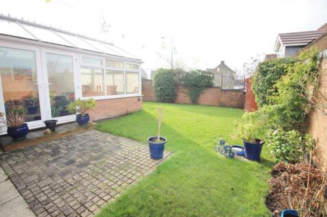 19 - Rear Garden.jpg