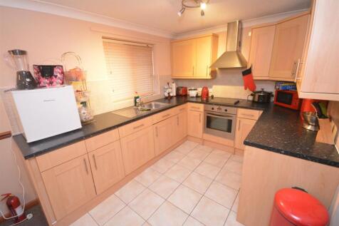 Carsington Crescent, Allestree, Derby photo 3
