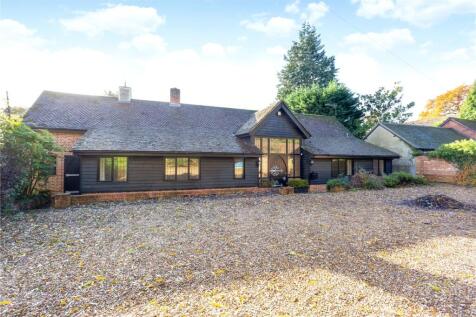 Highams Lane, Chobham, Woking, Surrey photo 2