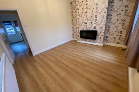 80 Countess Street, Heaviley, Stockport, Cheshire, SK2 6HD photo 3