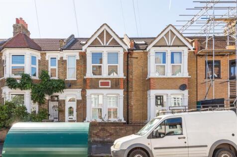 Ferndale Avenue, E17