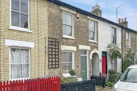 2-bed terraced on Hertford Street, Cambridge, £2,200/mo