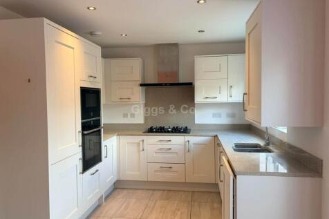 Somning Close, Huntingdon photo 4